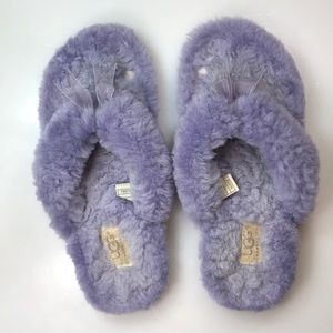 UGG slippers Size 7